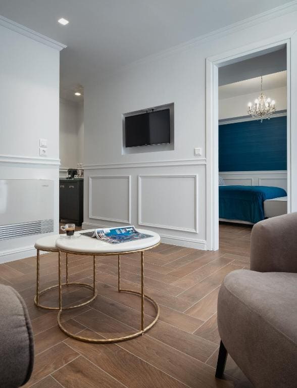 Junior Suite with Balcony room - Image 2