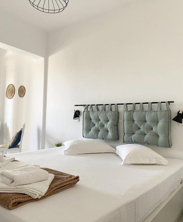 Deluxe Suite room - Image 3
