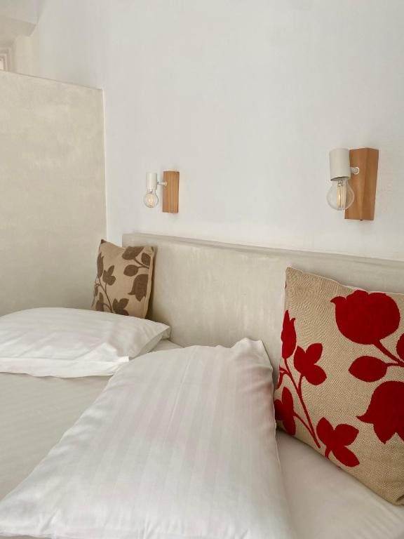 Quadruple Room with Garden View room - Image 3