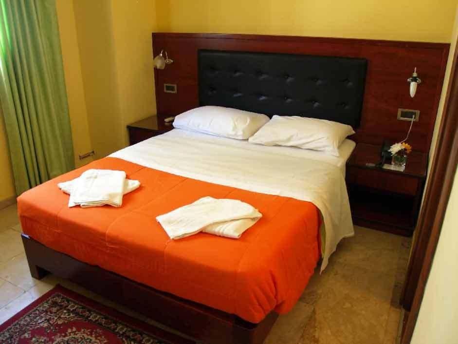 Economy Double Room - Ground Floor room - Image 2