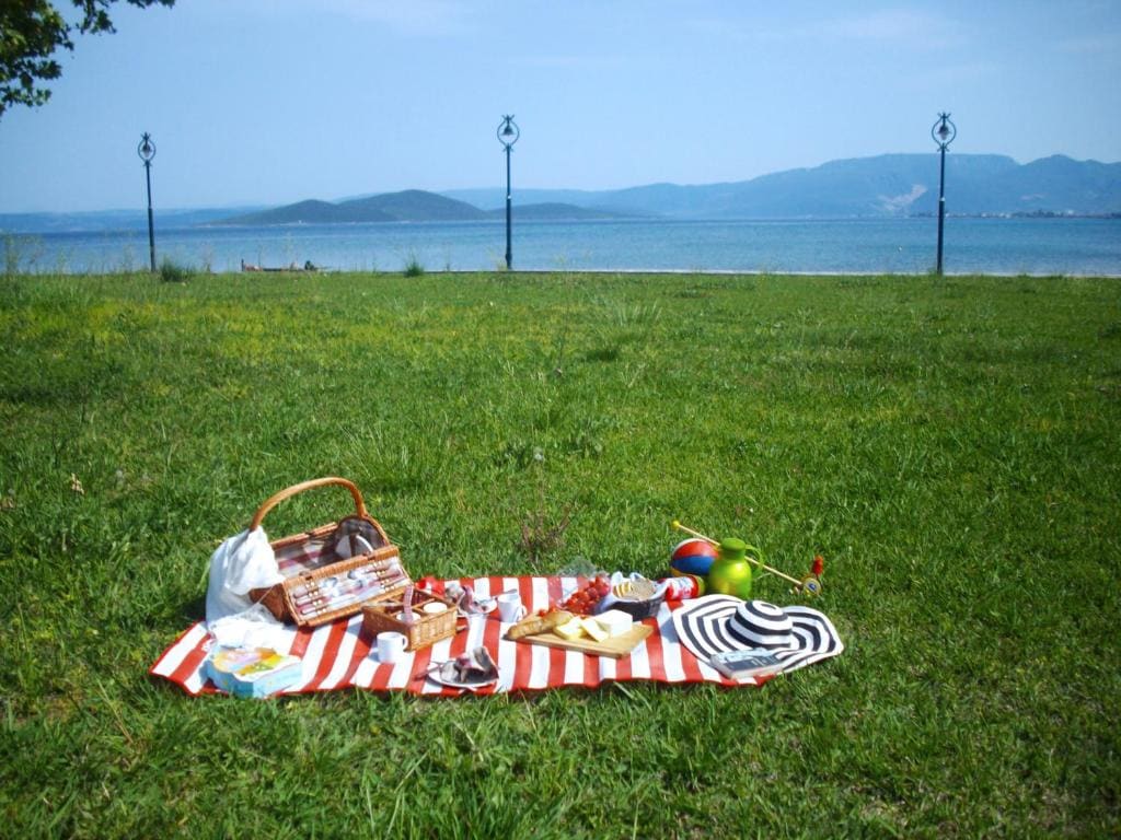 Deluxe Double Room with Sea View room - Image 1