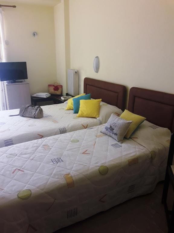 Standard Triple Room with Sea View room - Image 1