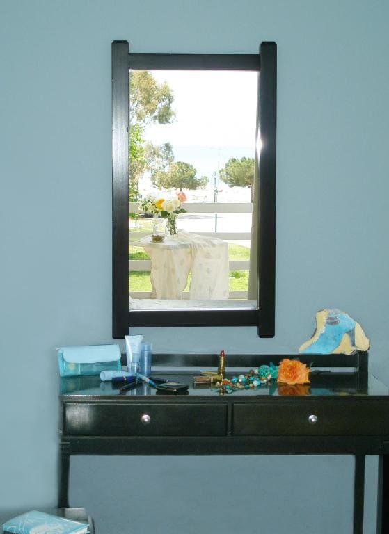 Standard Twin Room with Sea View room - Image 1