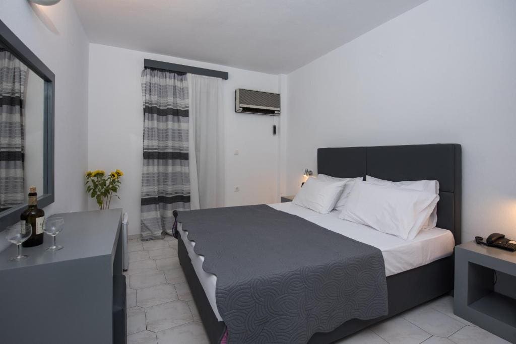 Standard Double or Twin Room room - Image 2