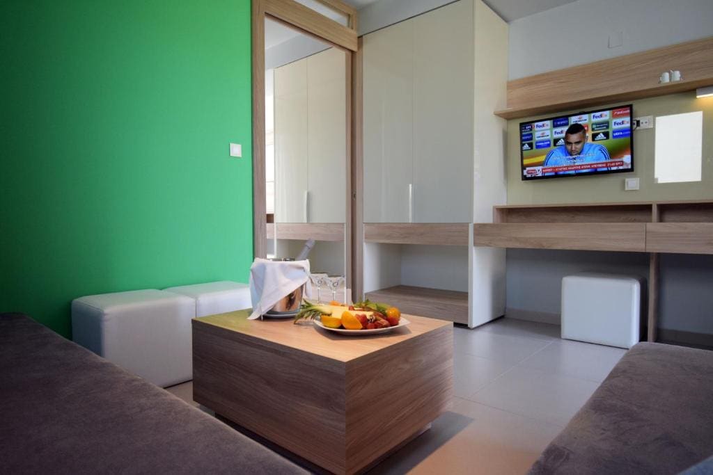 Deluxe Apartment room - Image 3