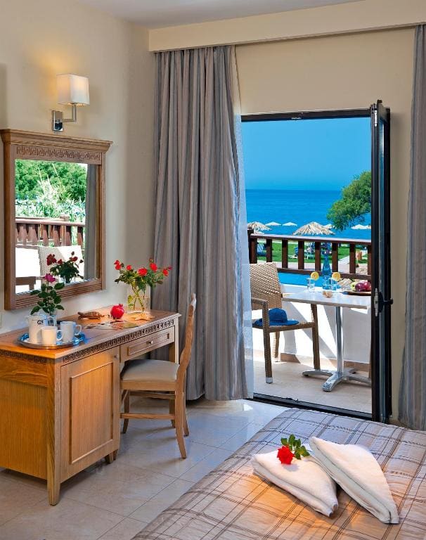 Standard Double or Twin Room room - Image 3
