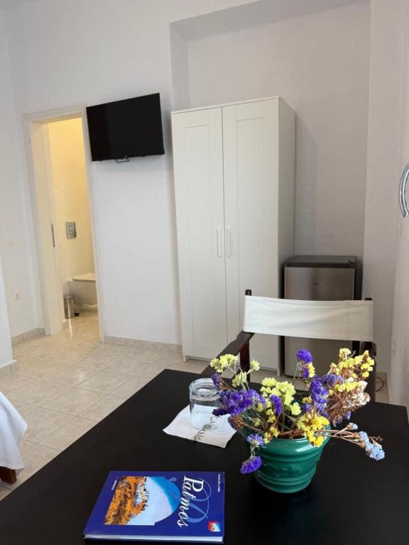 Budget Single Room room - Image 2