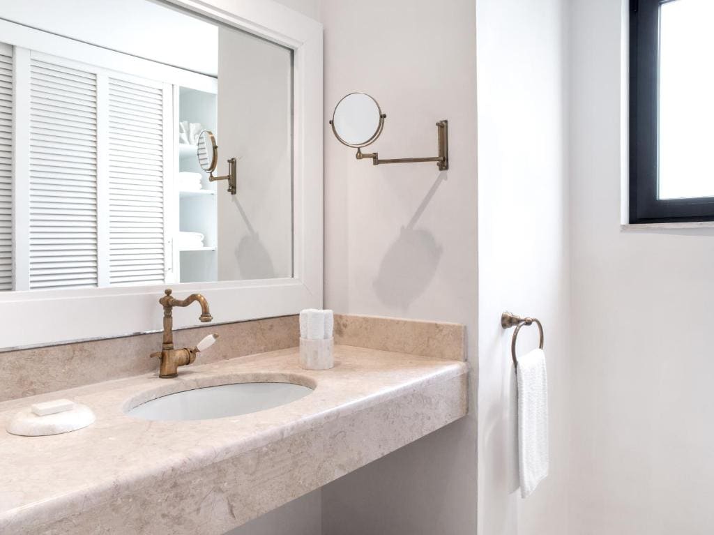 Beach Villa room - Image 1