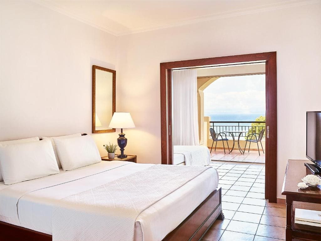 Sea View Family Room room - Image 1