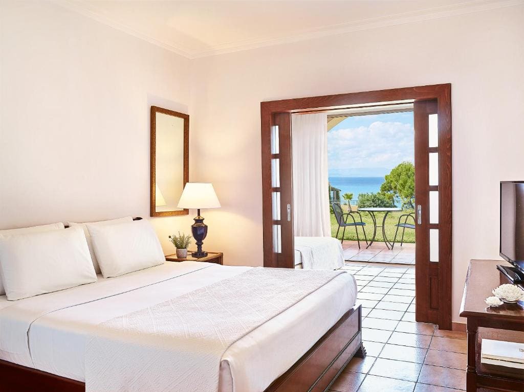 Sea View Garden Family Room Ground Floor room - Image 3