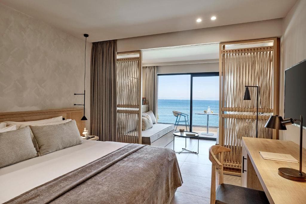 Junior Suite with Sea View room - Image 2