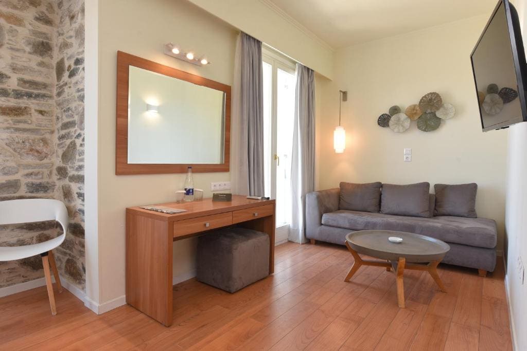 Executive Double or Twin Room with Sea View room - Image 3