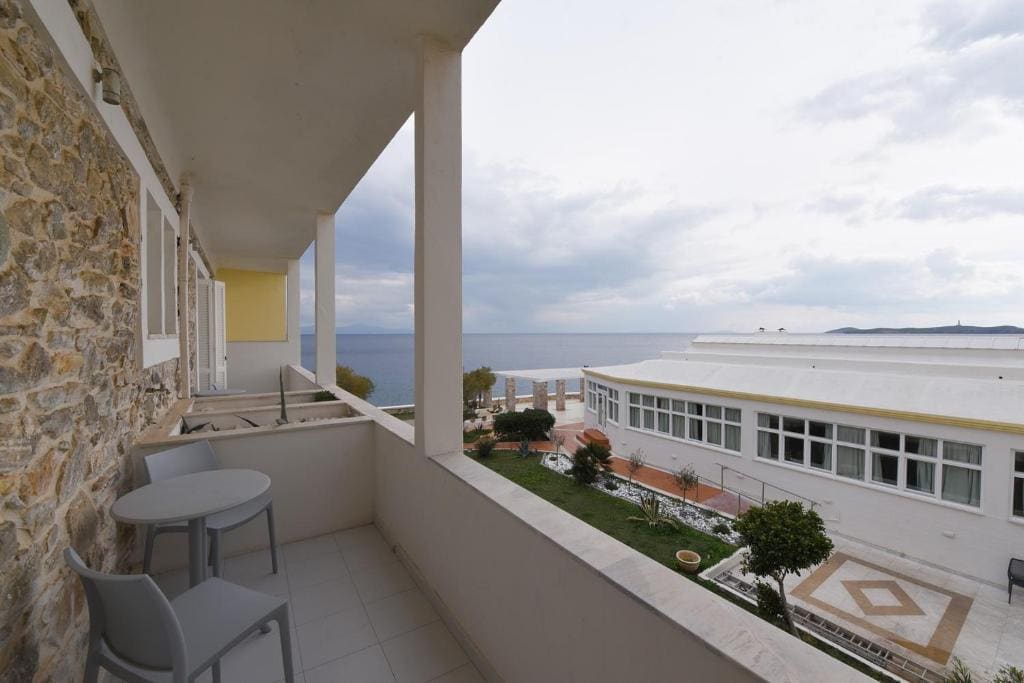 Triple Room with Sea View room - Image 1