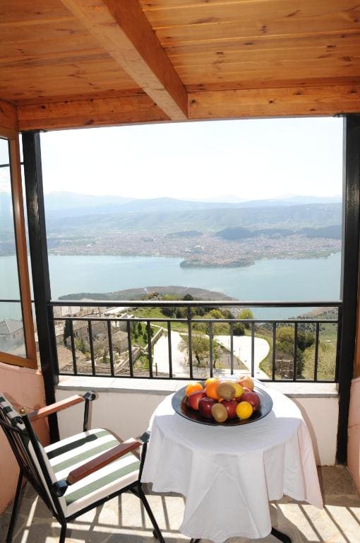 Comfort Double Room with Panoramic View and Fireplace room - Image 2