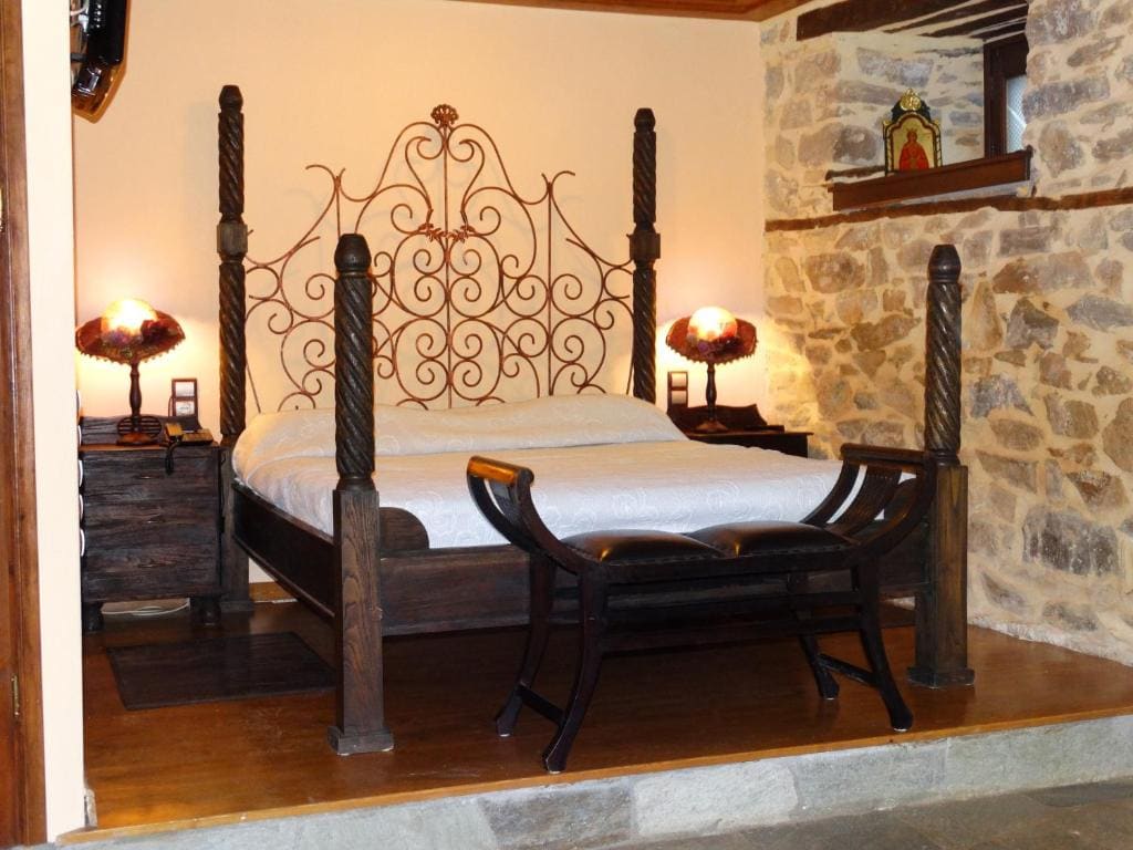 Luxury Triple Room room - Image 1