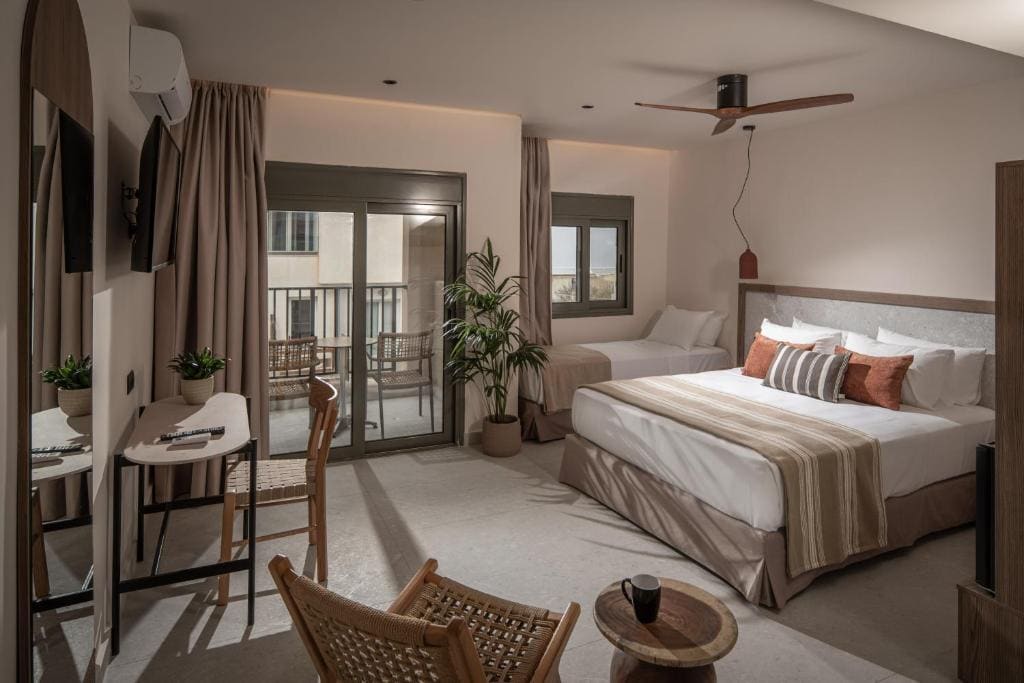 Premium Urban Room room - Image 1