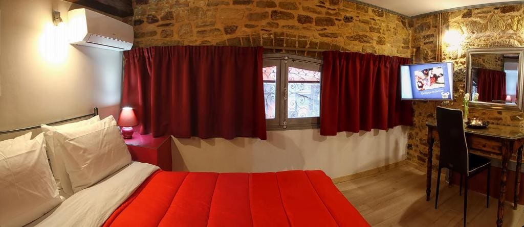 Apartment - Split Level room - Image 2