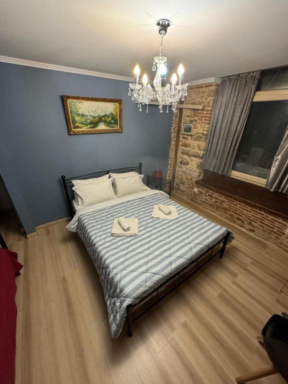 Triple Room with Shower room - Image 3