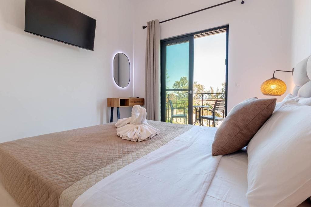 Superior double room with veranda room - Image 1