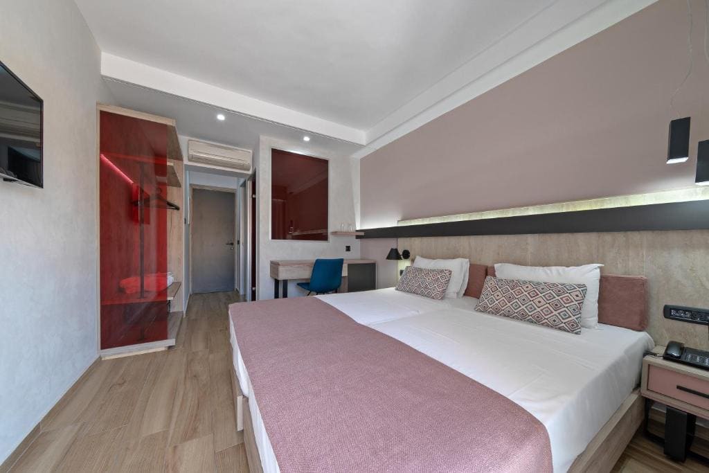 Superior Room room - Image 1