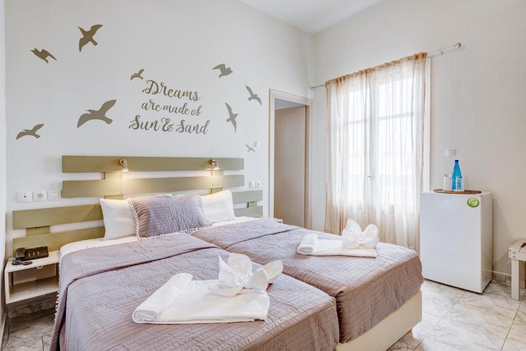 Comfortable Double Room with Back View room - Image 2