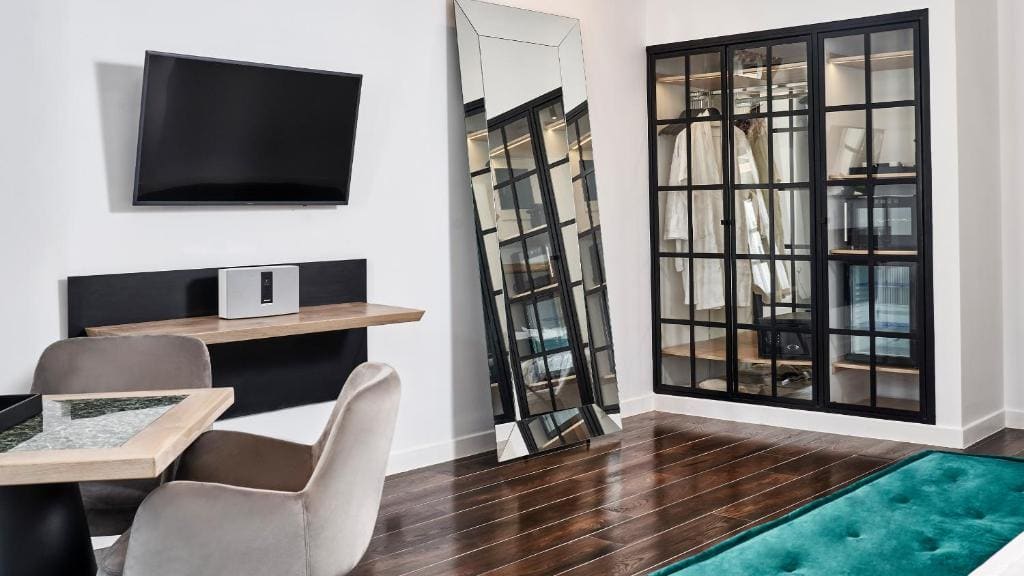 Garden Suite with Private Pool room - Image 2