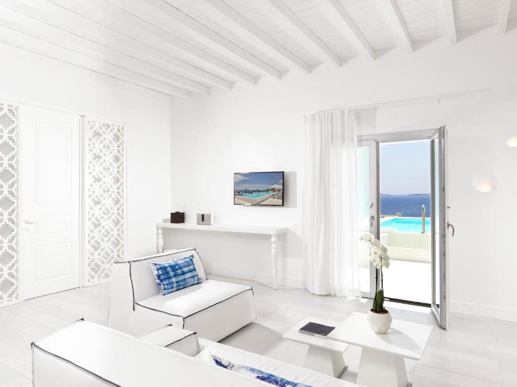 Katikies Suite with Private Pool and Sea View room - Image 1