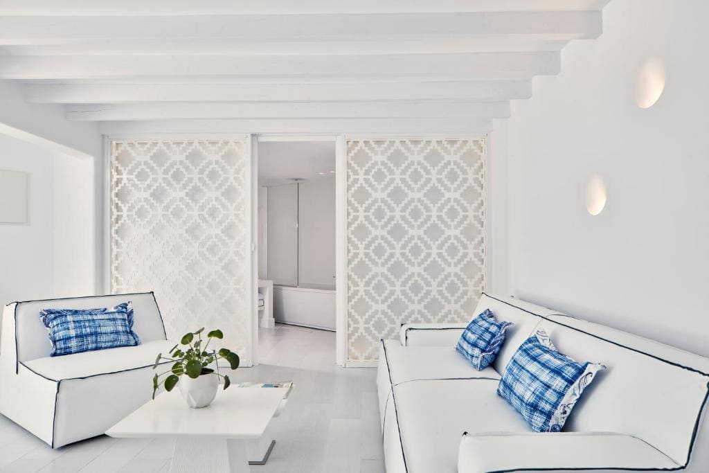 Master Suite with Private Pool and Sea View room - Image 3