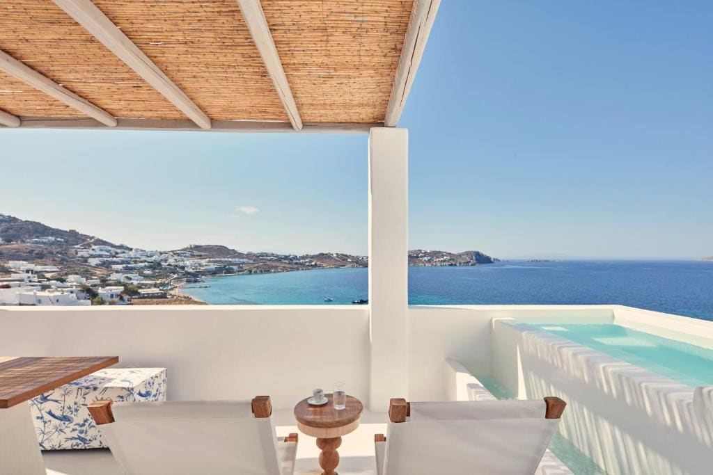 Senior Suite with Open-Air Jetted Tub and Sea View room - Image 1