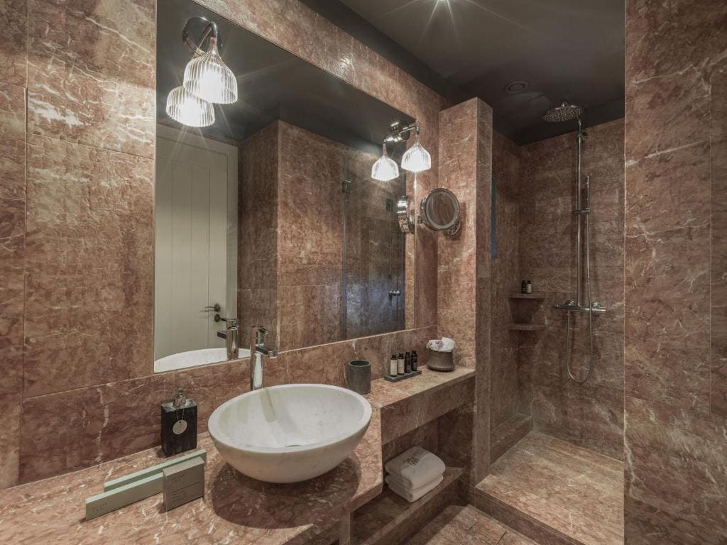 Manor room room - Image 2