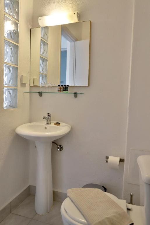 Classic Room with Mountain View room - Image 1