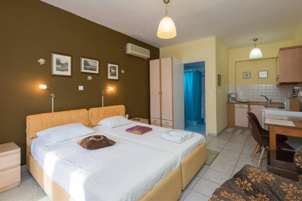 Studio with Terrace room - Image 2