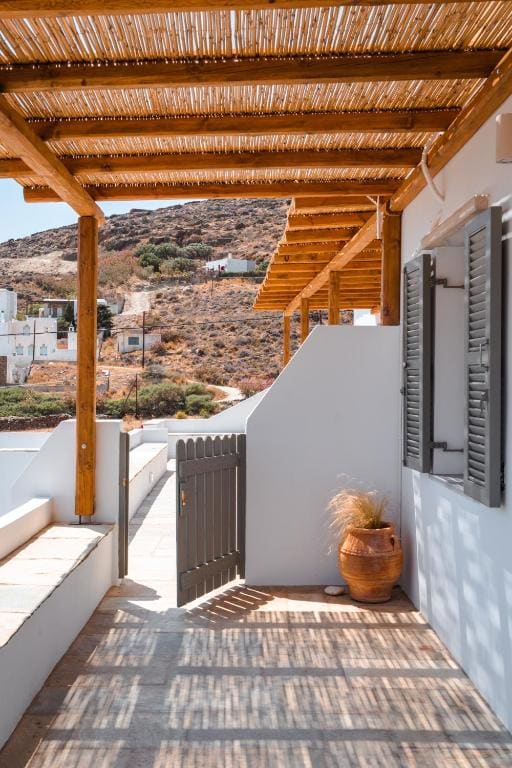 Two-Bedroom Apartment with Balcony and Sea View room - Image 1