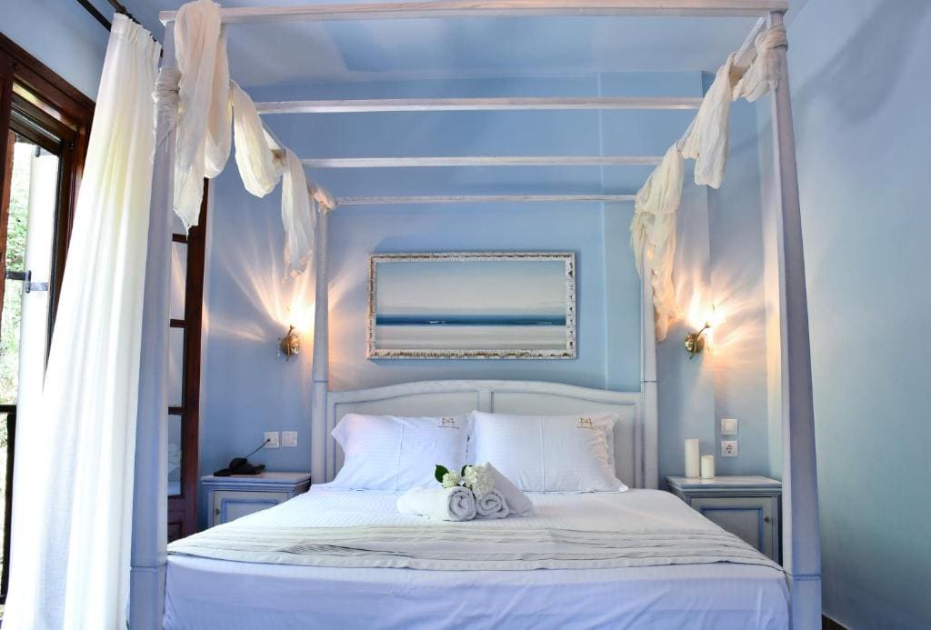 Standard Triple Room room - Image 1