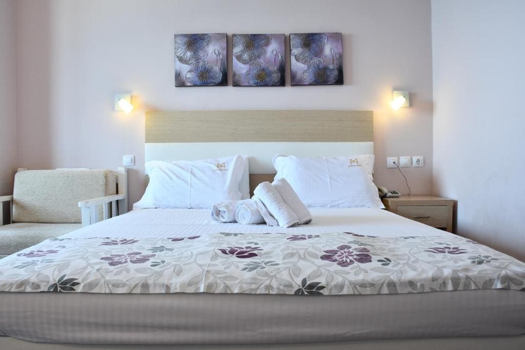 Triple Room with Sea View room - Image 2
