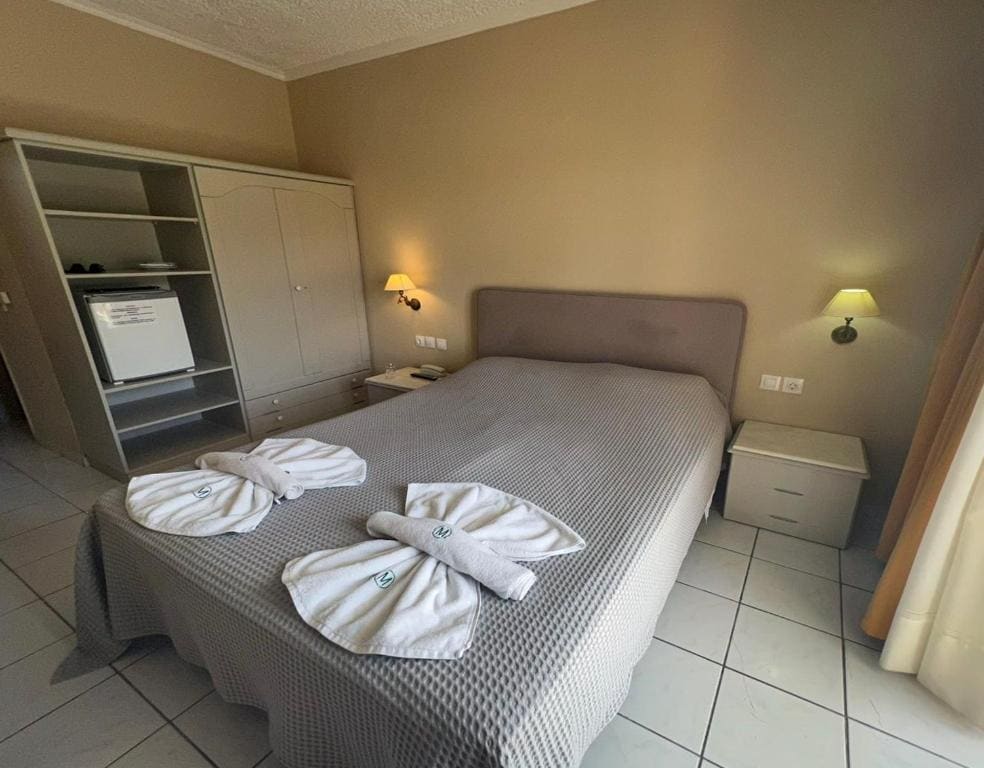 Standard Double or Twin Room with Sea View room - Image 1