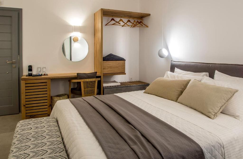 King Suite with Sea View room - Image 2