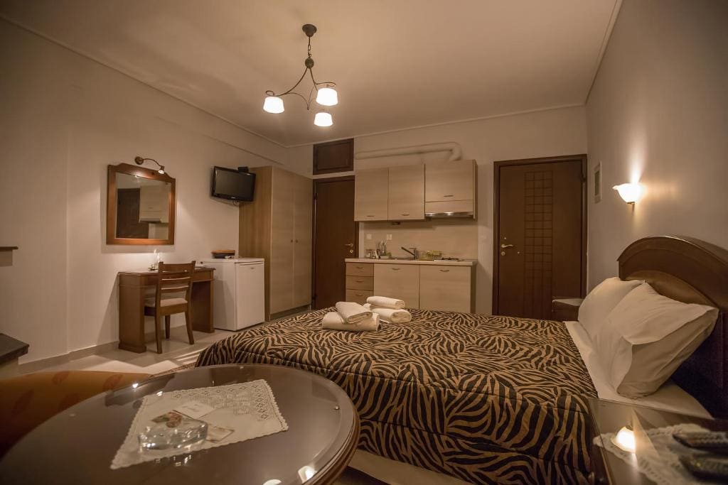 Budget Double Room room - Image 2