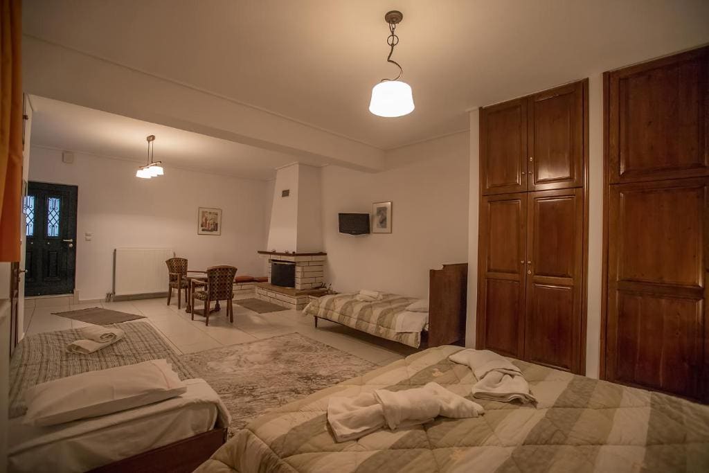 Quadruple Room room - Image 3