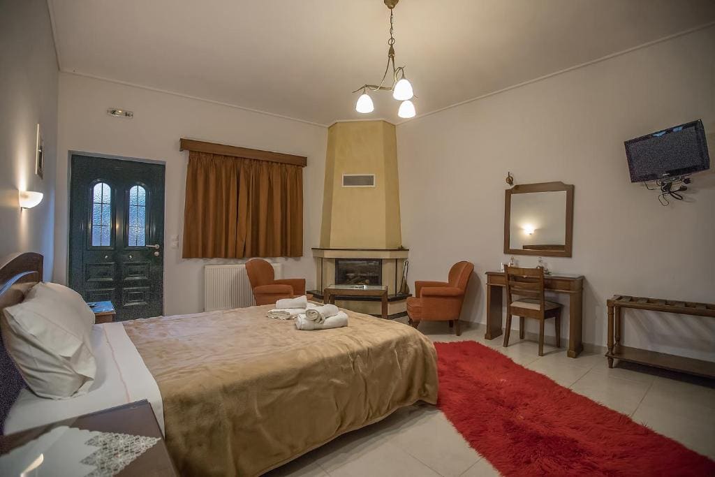 Triple Room with Mountain View room - Image 3