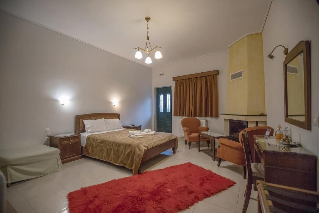 Triple Room with Mountain View room - Image 1