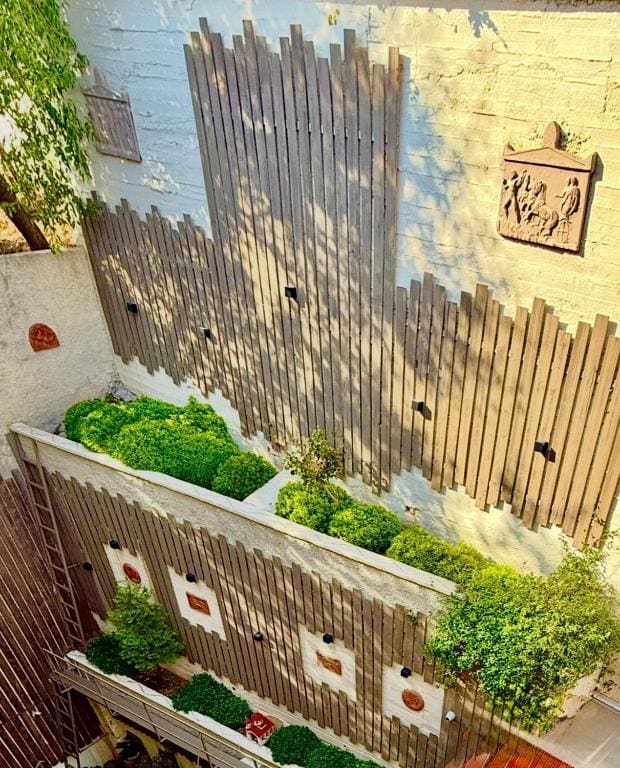Double or Twin Room with Balcony and Garden View room - Image 3
