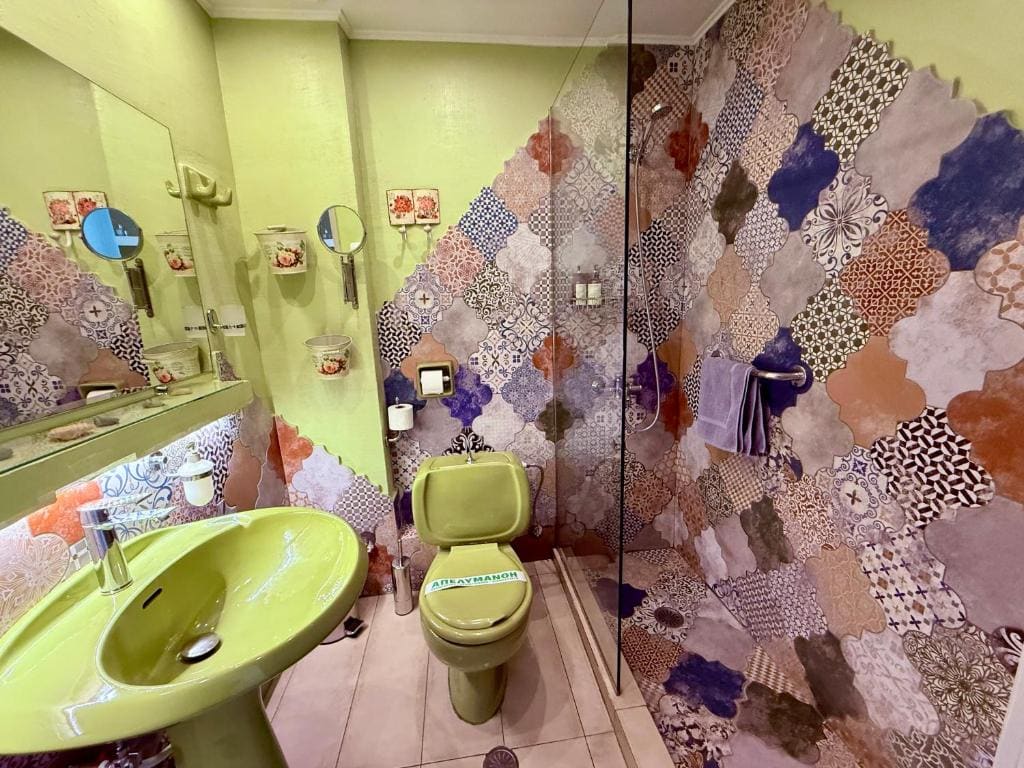 Double or Twin Room with Sea View room - Image 3