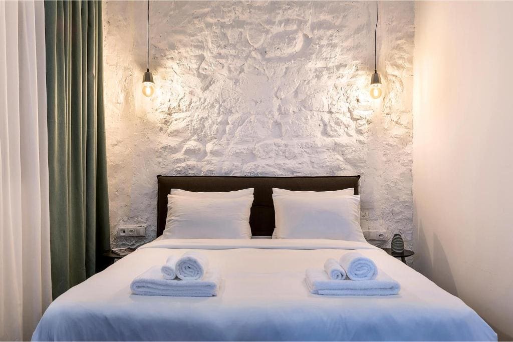 Standard Double Room - Ground Floor room - Image 2