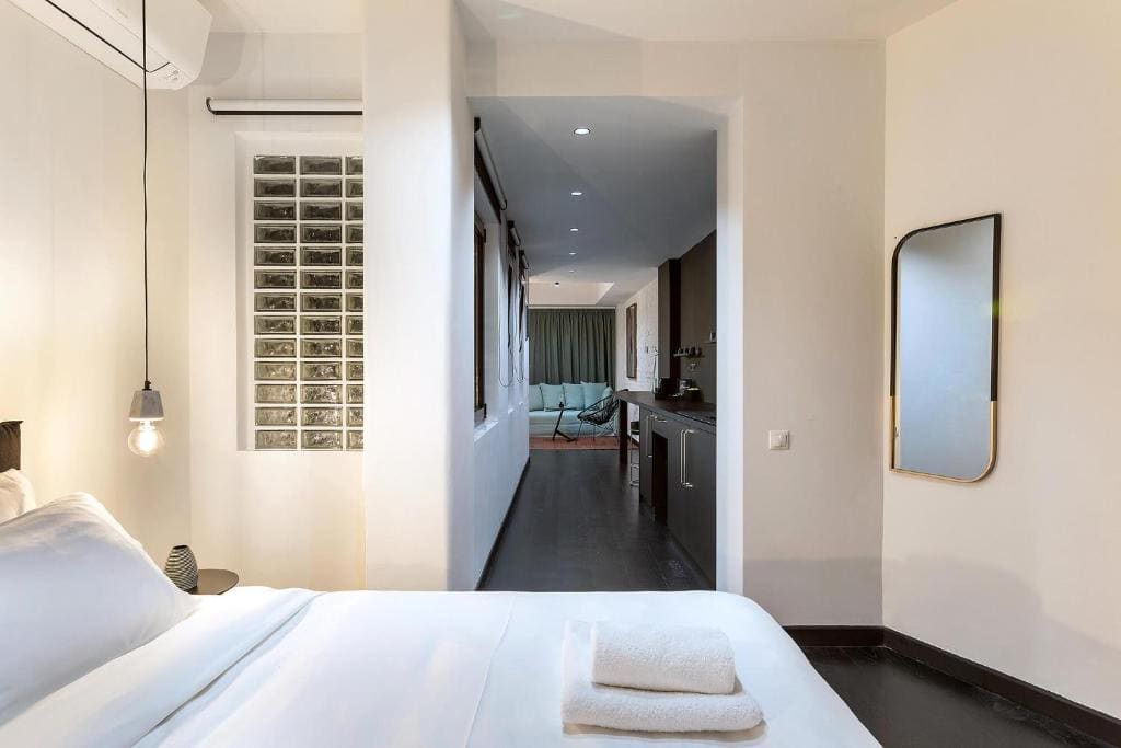 Premium Room - No View room - Image 3