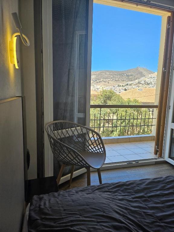 Double or Twin Room with City View room - Image 3