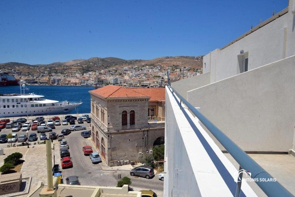 Suite with Sea View room - Image 3