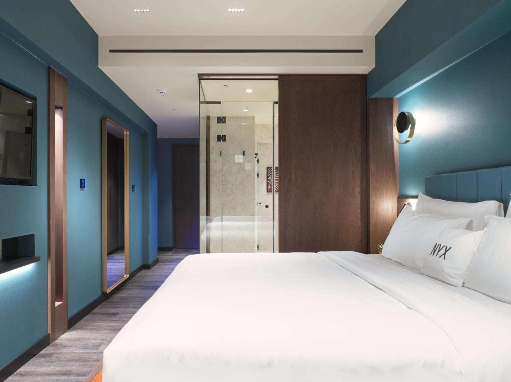 Executive Room with Lounge Access room - Image 1