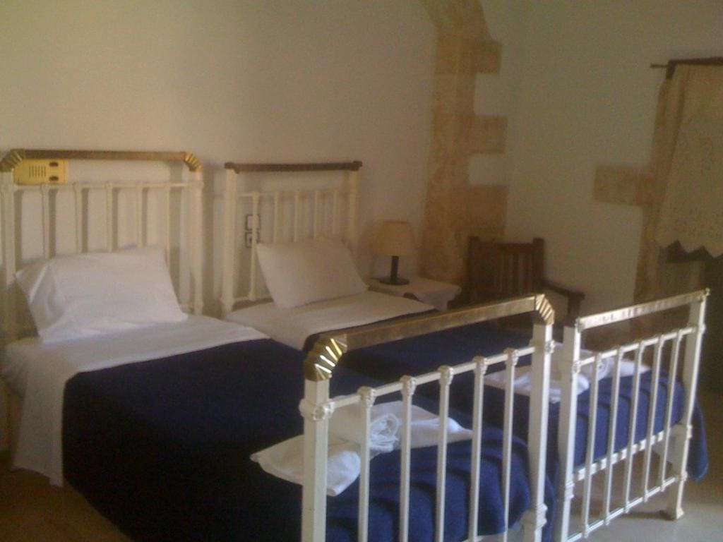 Superior Triple Room room - Image 2