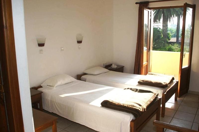 Twin Room room - Image 2